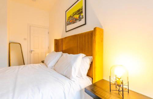 Modern Silverstone with FREE PARKING by Prescott Apartments - Foto 20