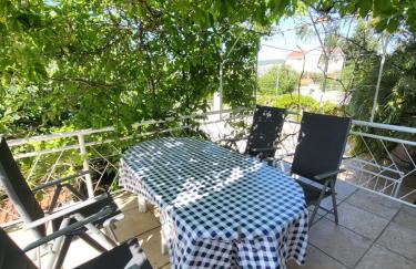 Rustic Home Maslenica - Photo 17