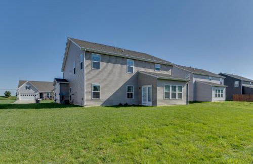 Spacious Home with Fireplace - Near Golf! - Foto 36