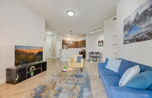 Spacious 2BRI Pool I Gym I Free Parking IWorkspace - Foto 1