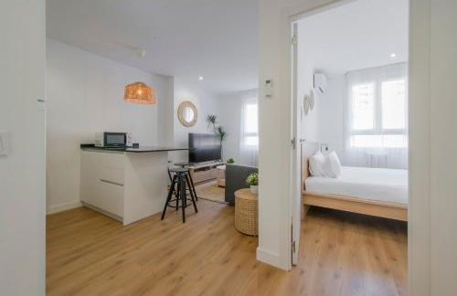 Elegancia con parking para 4, vive La Latina - Photo 11