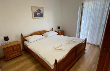 Holiday home “MARKO” with heated pool! - Photo 23