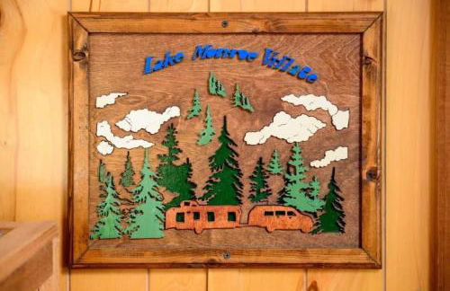 Homey Cabin in Bloomington with Views - Foto 3