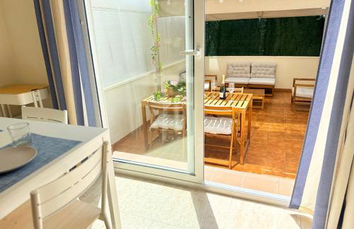 Apt con chill-out, piscina en la azotea a 5 min de la playa y parking privado - Foto 10