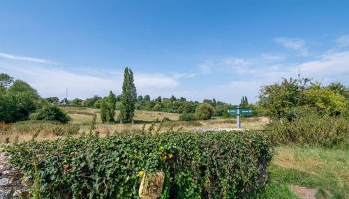 Bright & Airy Countryside Cabin Near Oxford, Perfect Getaway with Scenic Views - Pass the Keys - Foto 3, Garden