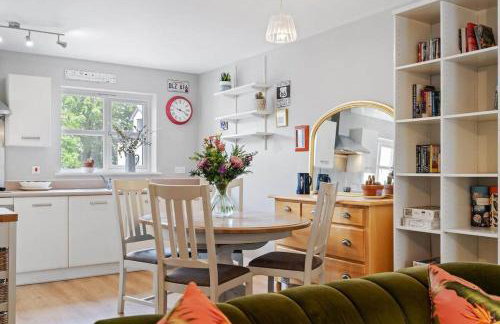 Modern Townhouse in Penryn with Private Parking - Foto 22