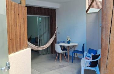 FLAT ENCANTADOR A UM PASSO DA PRAIA - Foto 59