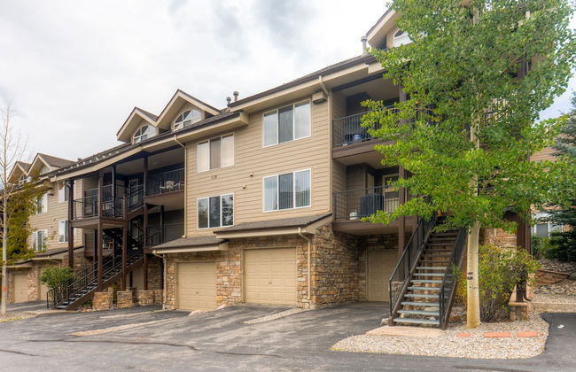 Bay Club Town Homes by CRMR - Foto 38