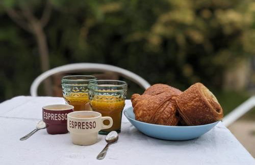 Studio cosy, terrasse, logement entier Aix-en-Provence - Foto 8