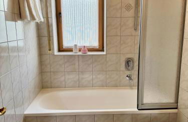 Großzügiges Apartment mit tollem Ausblick - Foto 14