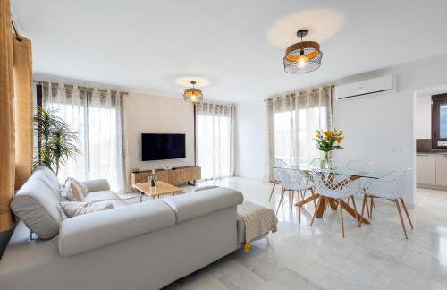 VILLA WITH 4 BEDROOMS AND PRIVATE HEATED POOL - Foto 5