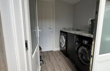 Modern 3-bed stay-away-home sleeps 6 nr Manchester - Foto 8