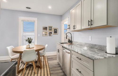 Remodeled Washer Dryer Mins to Beach & Downtown - Foto 22