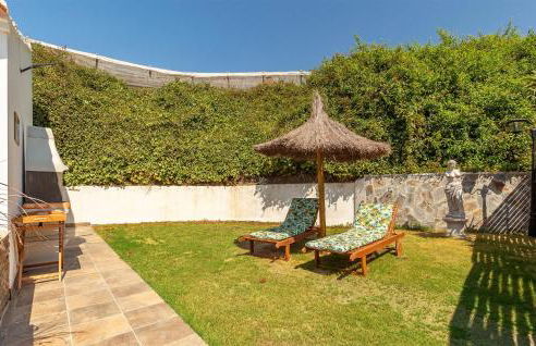 Gorgeous Home In Mezquitilla With Wifi - Photo 17