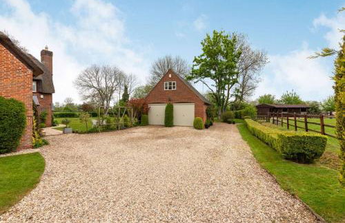 Beautiful thatched country 4 Bedroom Cottage - Foto 2