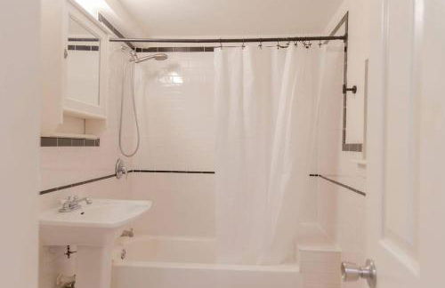 Downtown Jersey City Brownstone Apartment - Foto 9