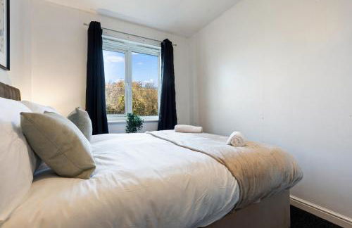 Applin House-5 Bed Contractor Stay Parking WIFI - Foto 9