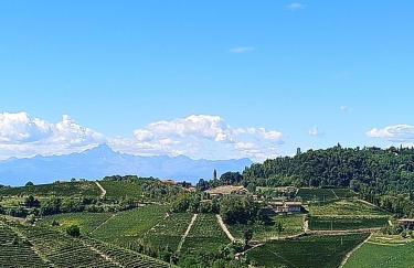 Casa Safranum con mini piscina privata e giardino vista Langhe - Foto 8
