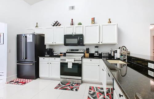 Casita mi Encanto a Cozy & Spacious House, 4-bedroom 3-Bath & pool - Foto 29