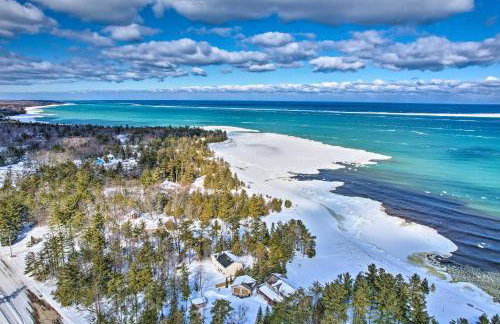 Spacious Lakefront Home with Sunroom and Bar! - Photo 2