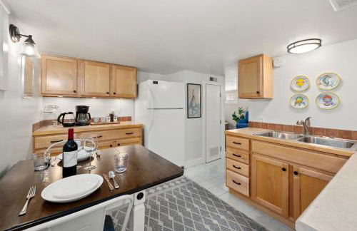 Peterson Retreat - Hot Tub, Bikes, Old Town - Foto 26