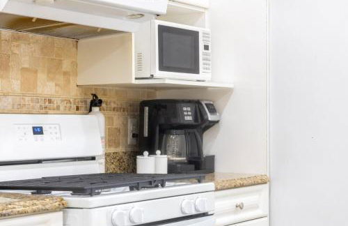 3bedroom APT with balcony & free street parking - Foto 25