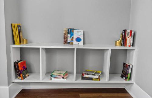 Cozy 4BD - Backyard Retreat - 3mins to Notre Dame - Foto 34