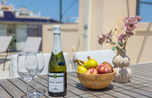 2BD Coastal Gem with Pool & Terrace - Torre de la Horadada - Foto 34