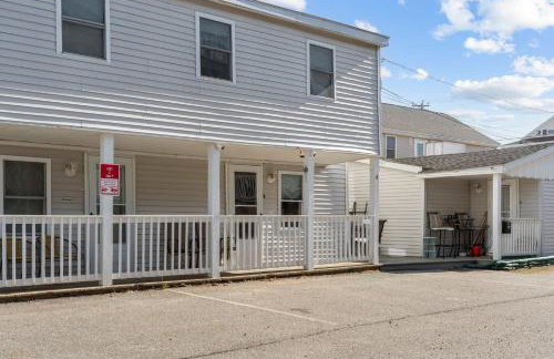 Keefe Korner AC Parking Walk to Beach - Photo 20