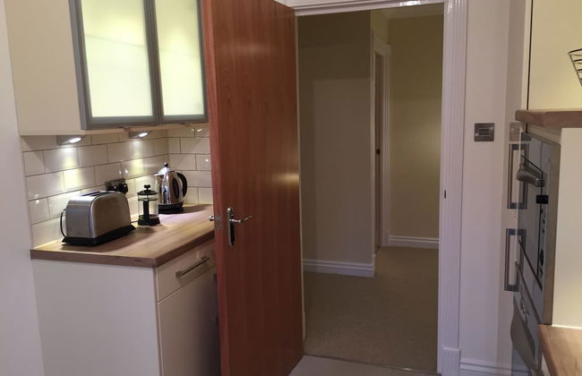 Turnberry Apartments - Photo 25