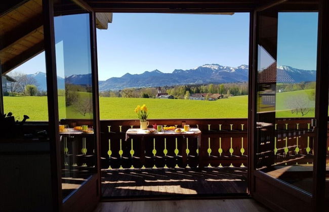 Mountain View Comfortable Holiday Residence - Photo 35