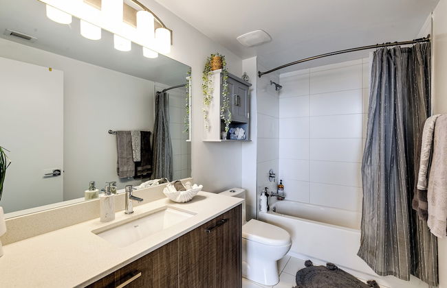 New 3 Bed 2 Bath In The Little Havana - Photo 27