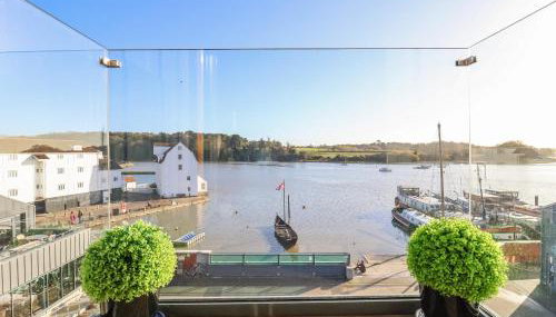 The Penthouse - Foto 2