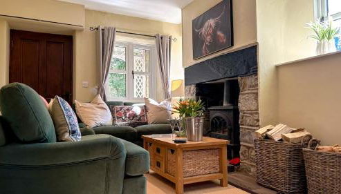 Bettws Hall Accommodation - Photo 2