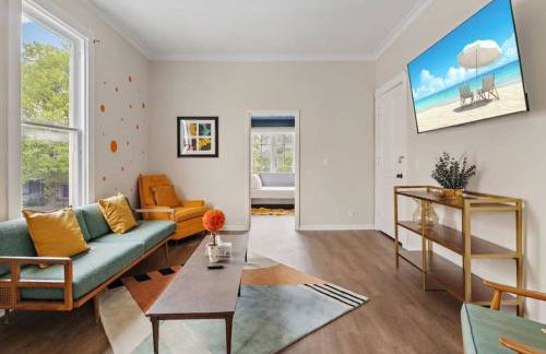 2 Units Combined-5BR-2 Living Rooms - 2 Kitchens - Foto 1