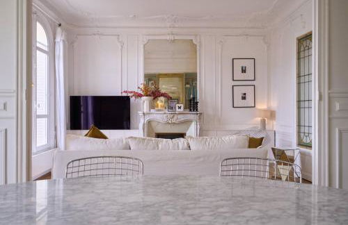 Grand appartement Haussmannien à 12 min de Paris - chic spacious classic Parisian apartment - Foto 7