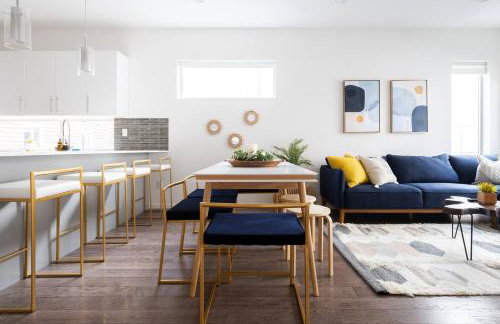 Walk to Restaurants from a Designer Cap Hill Home - Foto 4