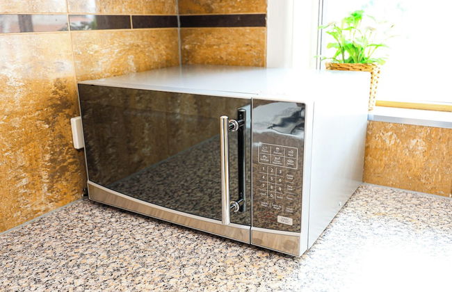 StayAU Serene 3BR Haven for Families - Photo 20