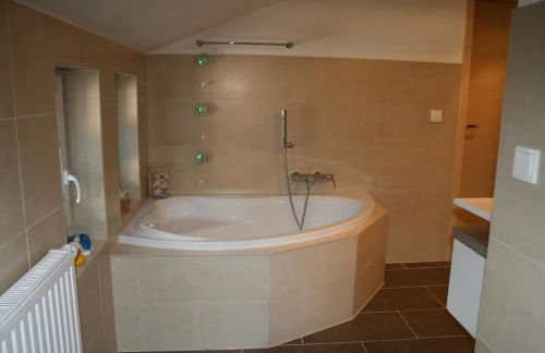 Koserow Ferienwohnung Fam. Jäger 400m zum Strand - Foto 19