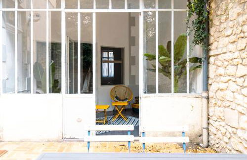 La Verrière by la Maison de Marc- Poitiers Centre - parking et terrasse - Foto 13