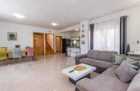 Gorgeous Home In Sikovo With Wifi - Foto 4