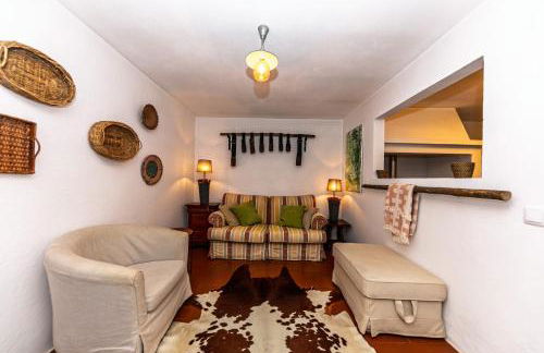 Cá Ficamos - T1 Hortacasa Portugal - Foto 1