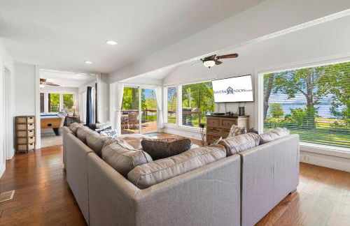 Lake Escape Lakefront Lodge at Red Bud Cove - Foto 12