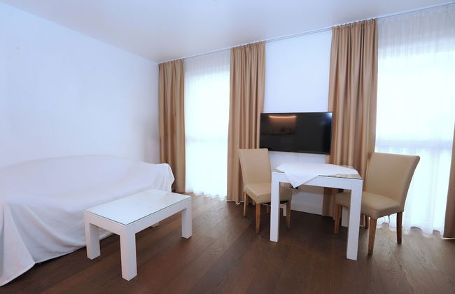 Vienna International Studios - Photo 79