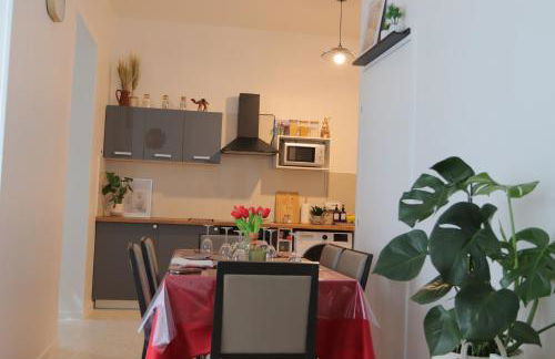 100m Train RER A, 10' Disneyland, 34' Paris centre, Car x2 - Foto 5