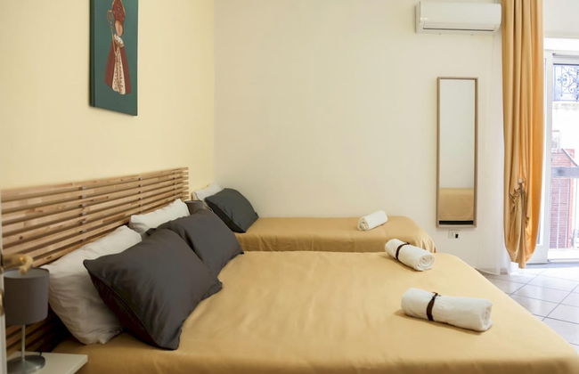 Via Mancini 12 in Napoli - Foto 7