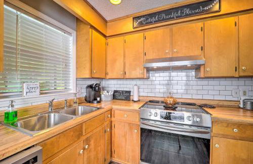 Deep Gap Cottage with Fire Pits - Hike and Ski! - Foto 8