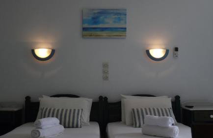 Blue & Sea Studios Apartments - Photo 15