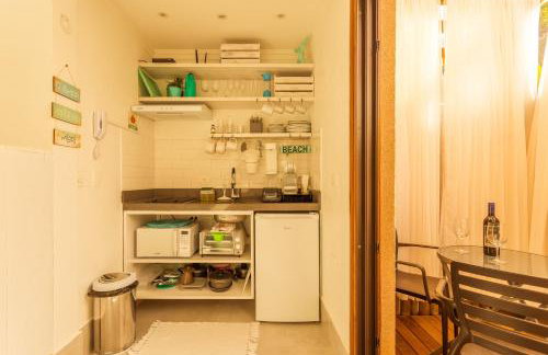 Casa d'Aroeira Residencial Boutique - Centro de Juqueí - Perto de Tudo - 2 quadras do Mar - Serviço de Praia - Roupa de Cama 600 fios algodão Egípcio - Tudo Novo - Estacionamento Interno - Cozinha - Consulte unidades com Ofurô Hidro e Cromoterapia - Foto 31