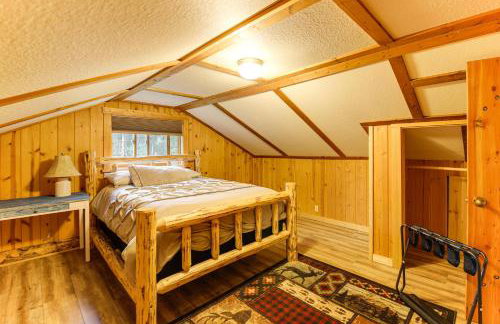 Fish and Hike Seeley Lake Cabin on 2 and Acres! - Foto 16